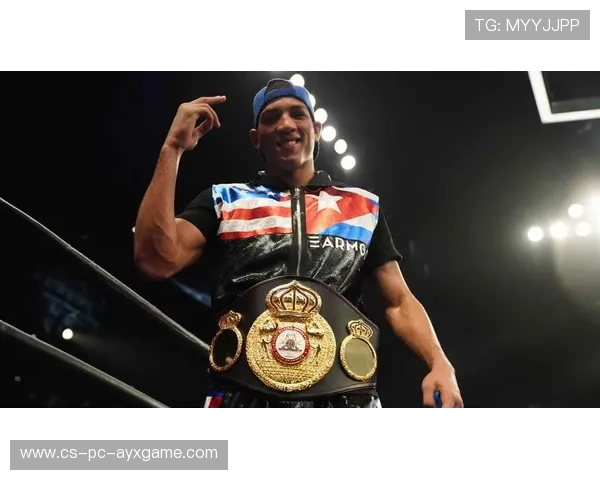 世界拳王赛爆冷！卫冕冠军被一拳击倒全场沉默